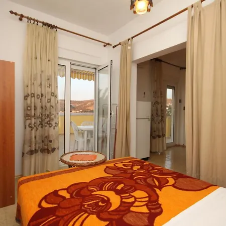 Razanj 7517b Rogoznica (Sibenik-Knin)