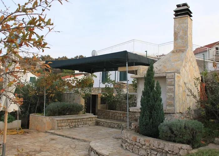 Razanj 7517b Rogoznica (Sibenik-Knin)