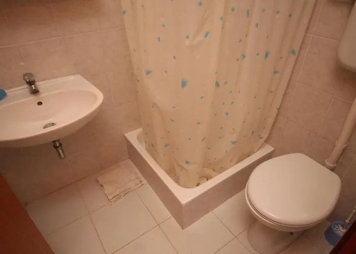 Razanj 7517b Rogoznica (Sibenik-Knin)